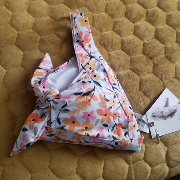 JESSICA  SIMPSON  SUMMER  TOP 🏊‍♂️ - Picture 9 of 9